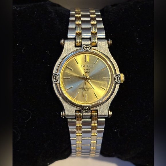 Gucci Vintage Watch - Picture 1 of 8